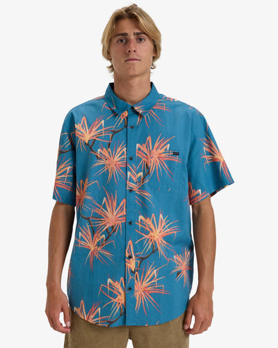 Billabong Men's Sundays Short Sleeves Shirt Glacier Blue EBYWT03011-BMC0