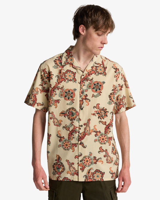 Billabong Men's Vacay Short Sleeve Shirt Chino EBYWT03019-CHI