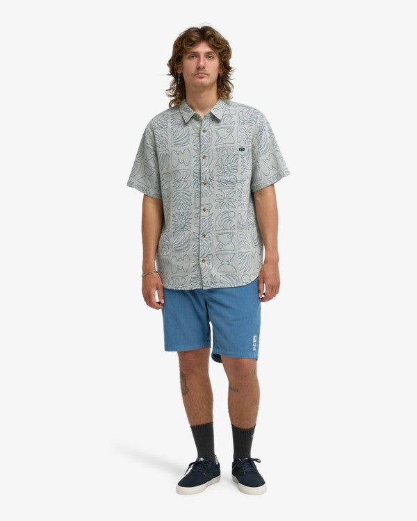 Load image into Gallery viewer, Billabong Men's Sundays Jacquard Short Sleeve Shirt Chino EBYWT03021-CHI
