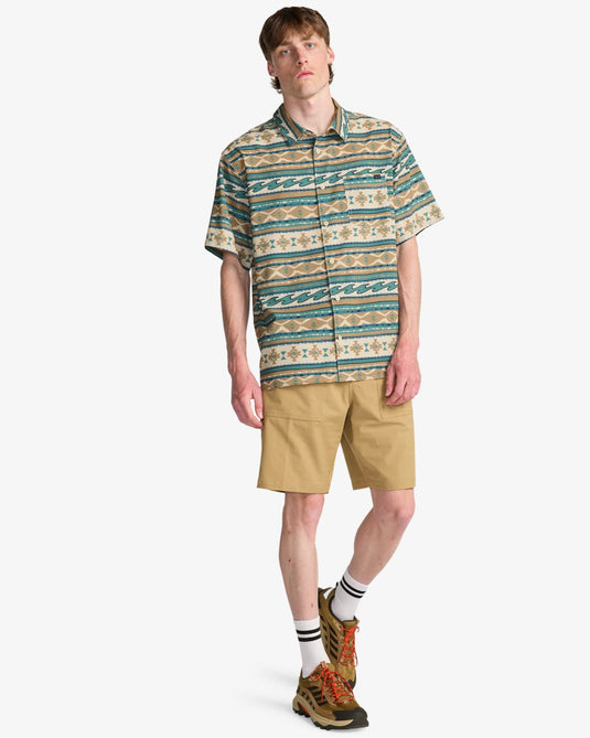 Billabong Men's Surftrek Perf Short Sleeve Desert Print EBYWT03023-TGW6