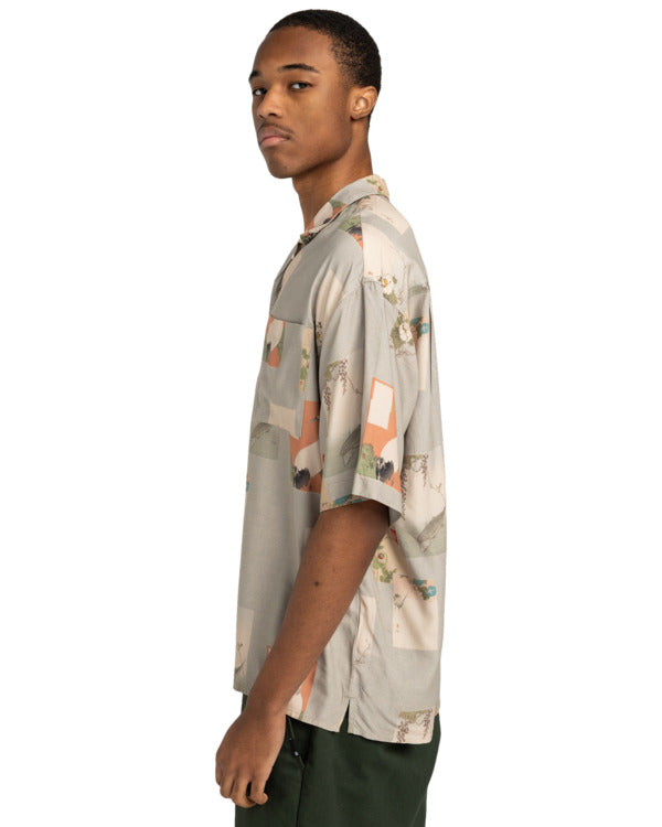 Load image into Gallery viewer, Element Men&#39;s Resort Short Sleeve Shirt Postcards ELYWT00177-WFM6
