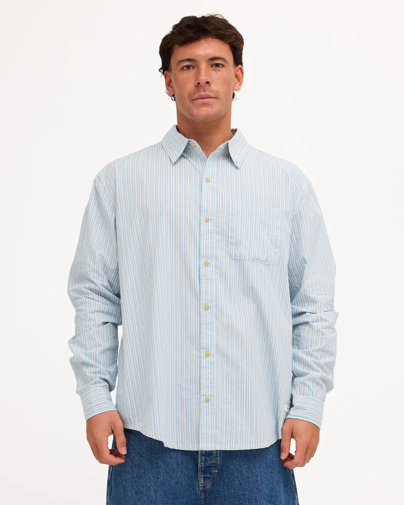 Load image into Gallery viewer, Element Men's Button Down Regular Poplin Long Sleeve Shirt Blue ELYWT00198-BGJ3
