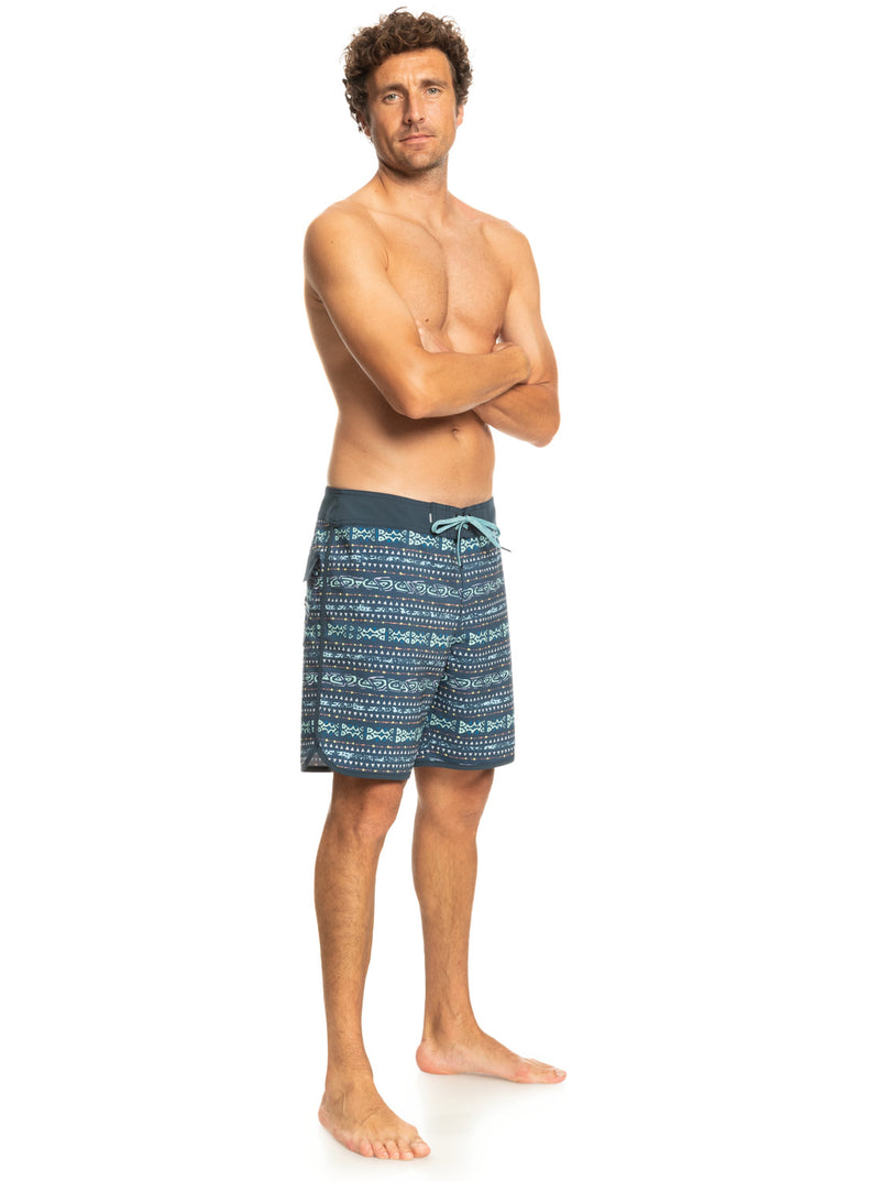 Load image into Gallery viewer, Quiksilver Surfsilk Scallop 18&quot; Boardshorts Midnight Navy EQYBS04770-BSL6
