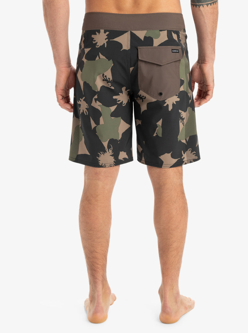 Load image into Gallery viewer, Quiksilver Men&#39;s Highline Arch 19&quot; Board Shorts Grape Leaf Handtman EQYBS04864-CRE6
