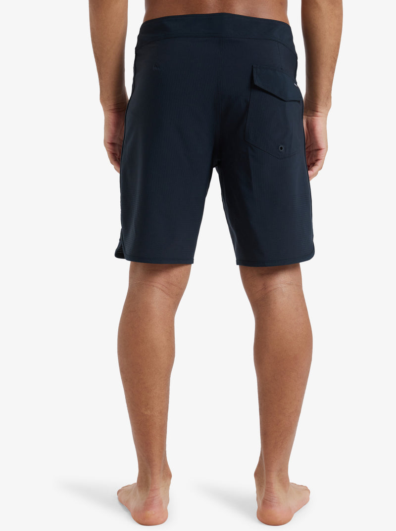 Load image into Gallery viewer, Quiksilver Men&#39;s Highline Scallop 19&#39;&#39; Board Shorts Black EQYBS04865-KVJ0
