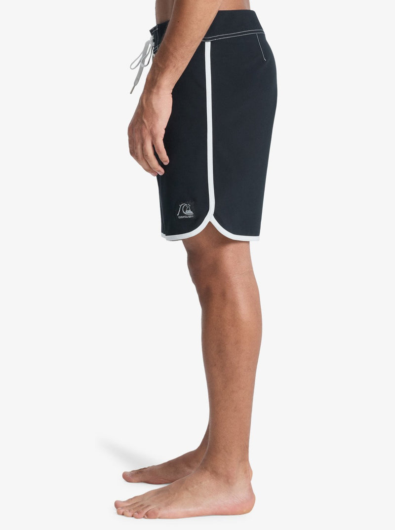 Load image into Gallery viewer, Quiksilver Men&#39;s Original Scallop 18&quot; Board Shorts Black EQYBS04880-KVJ0
