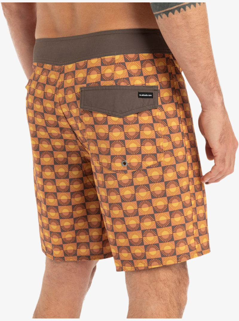 Load image into Gallery viewer, Quiksilver Men&#39;s Surfsilk Leg 18&quot; Board Shorts Florever Bran EQYBS04889_CMN6
