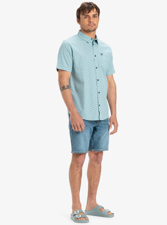 Quiksilver Men's Apero Organic Classic Short Sleeve Shirt Aquifer Florever EQYWT04606-BGW6