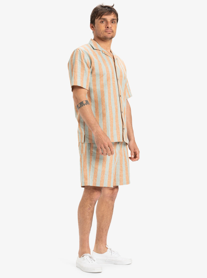 Load image into Gallery viewer, Quiksilver Men&#39;s Sunset Song Short Sleeves Shirt Bran Suntset Song EQYWT04610-CMN3
