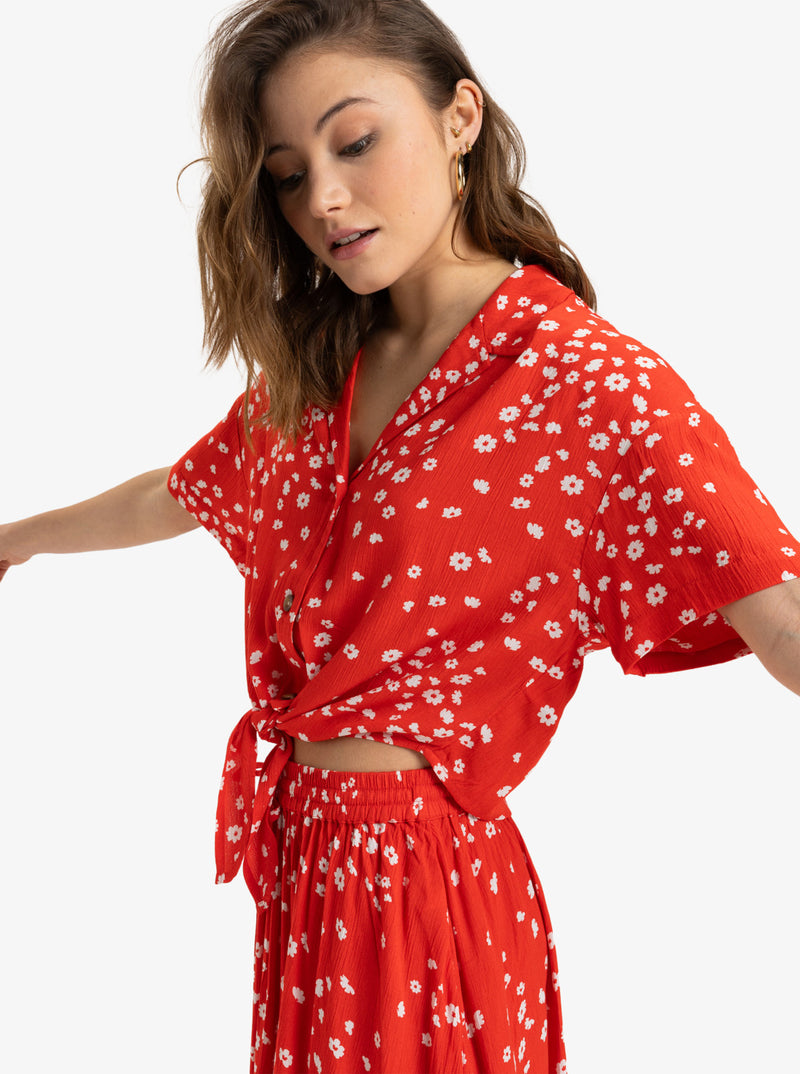 Load image into Gallery viewer, Roxy Women&#39;s Salty Sweet Woven Top Poppy Red Dancing Ditsy ERJWT03679_RNN7
