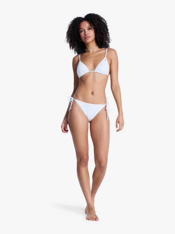 Load image into Gallery viewer, Roxy Women's Island Tiki Triangle Bikini Top Coconut Milk ERJX305676-WZA0
