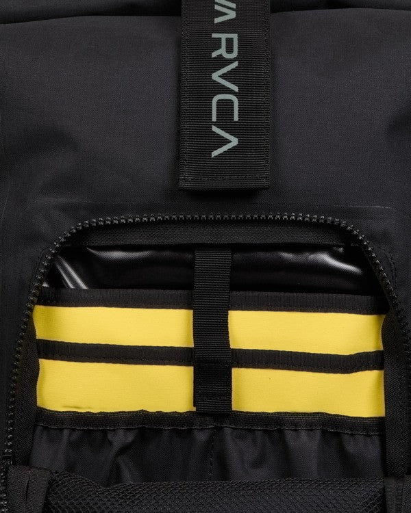Load image into Gallery viewer, RVCA Men's Weld Pack 33L Backpack Black EVYBP03001-BLK
