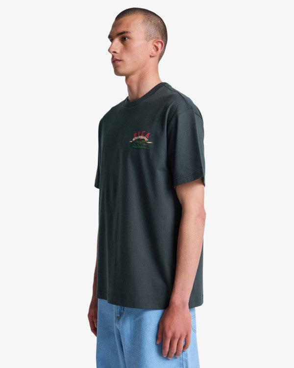 Load image into Gallery viewer, RVCA Men's Welcome To RVCA T-Shirt Pirate Black EVYZT00328-PTK

