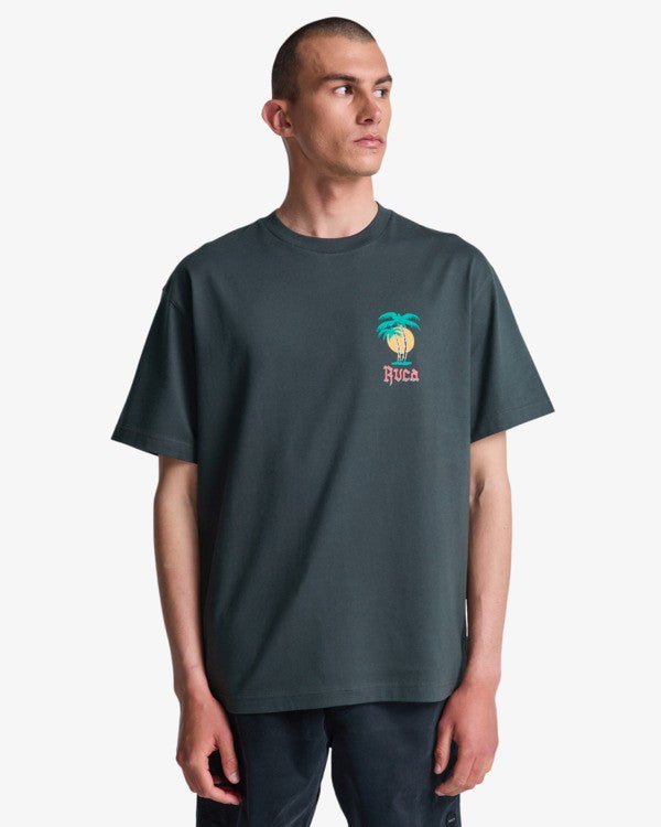 Load image into Gallery viewer, RVCA Men's Frond Mural T-Shirt Pirate Black EVYZT00335-PTK
