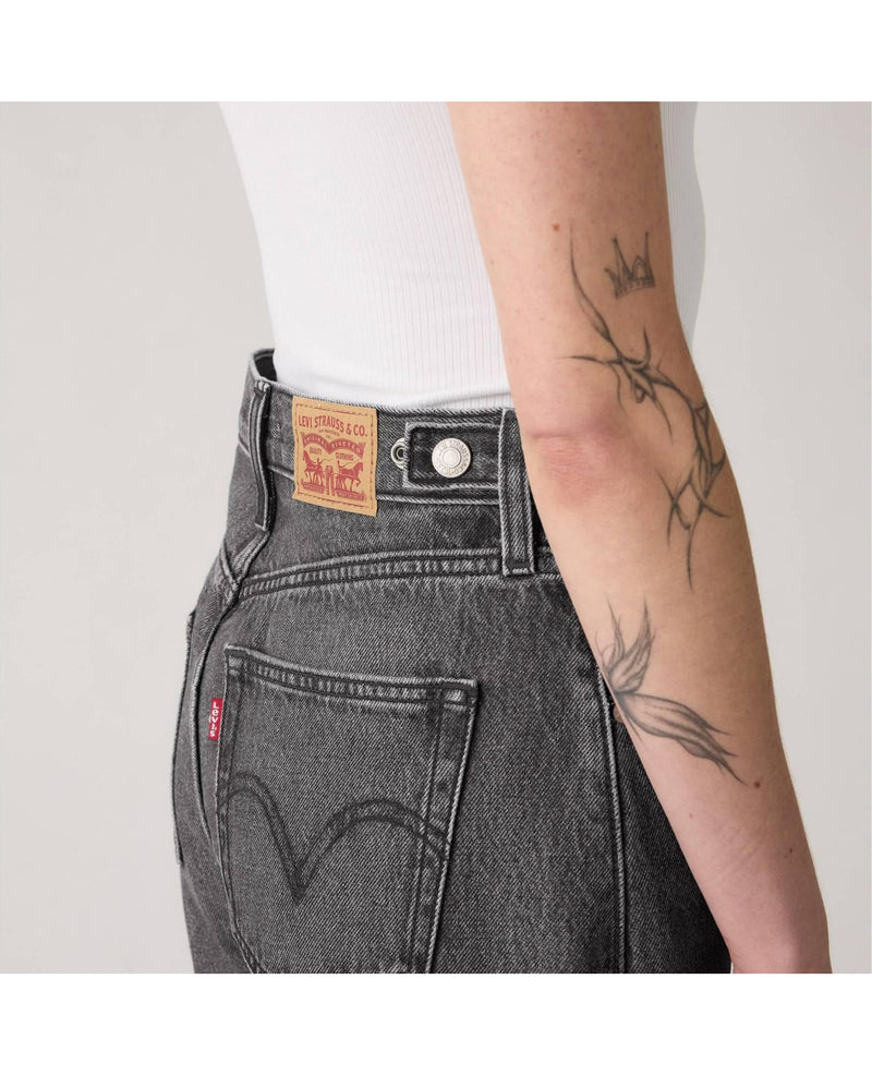 Load image into Gallery viewer, Levi's Women's Cinch Barrel Pants Past Lives Black 003V50000
