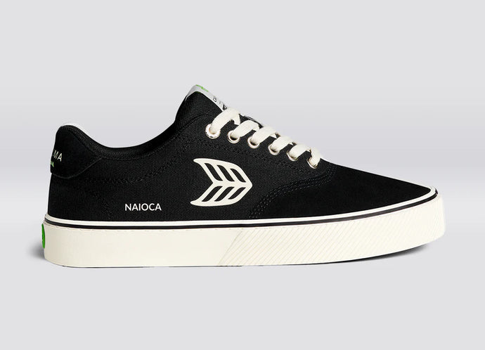 Cariuma Men's Naioca Pro Suede And Canvas Ivory Logo Shoes Black 511707B06-M095