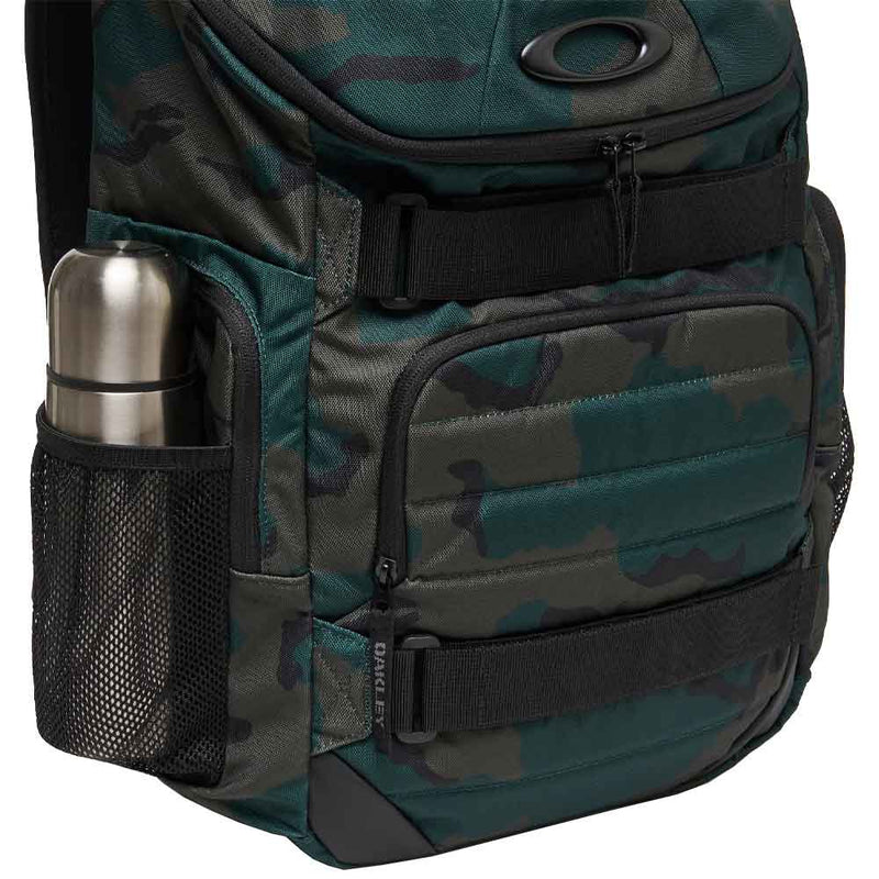 Load image into Gallery viewer, Oakley Men&#39;s Enduro 3.0 Big Backpack Camo Hunter FOS900737-9NQ
