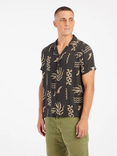 Protest Men's Bucco Short Sleeve Shirt Deep Grey 15751001_899