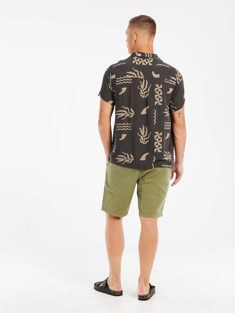 Load image into Gallery viewer, Protest Men&#39;s Bucco Short Sleeve Shirt Deep Grey 15751001_899
