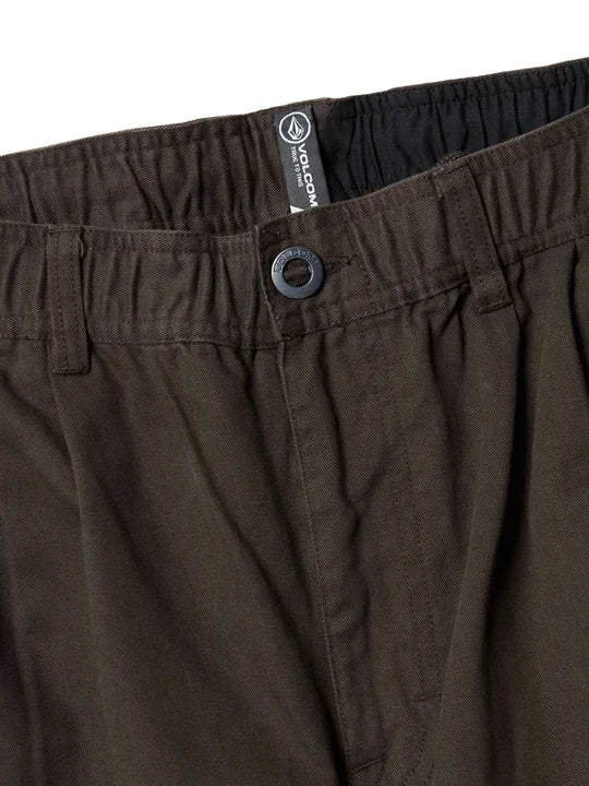 Load image into Gallery viewer, Volcom Men&#39;s Chillow Pleat EW Pants Cacao A1232500-CAO
