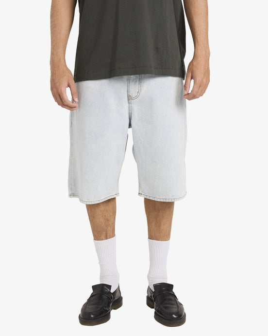 RVCA Men's Skate 22