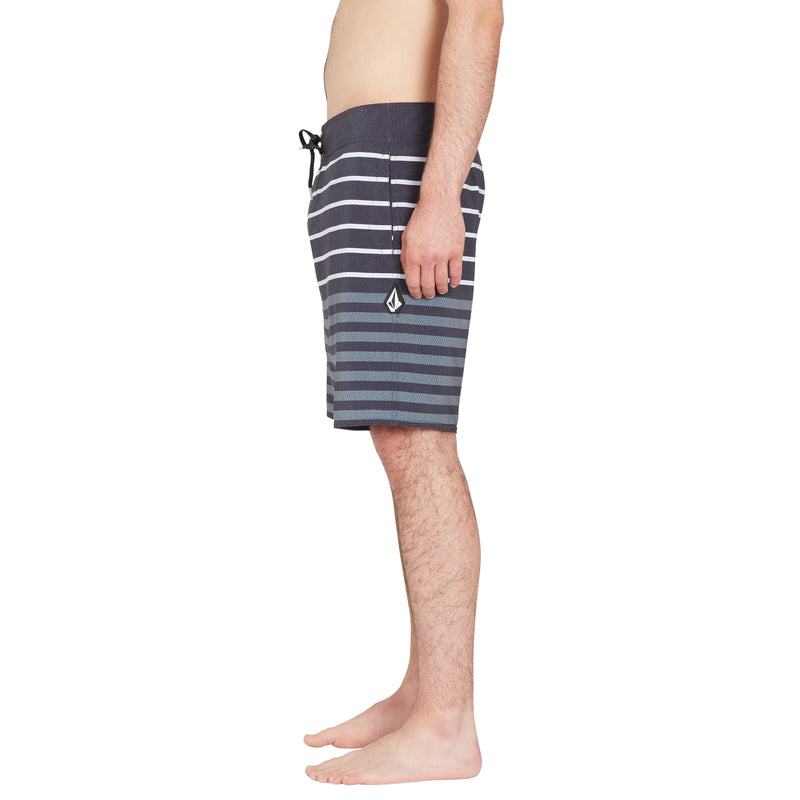 Load image into Gallery viewer, Volcom Quarta Static Mod 19&quot; Boardshorts Black A0812310_BLK
