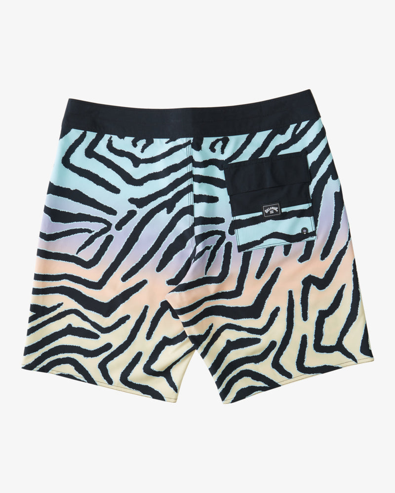 Load image into Gallery viewer, Billabong Sundays Pro 17&quot; Boardshorts Solar C2BS16BIP2-0558

